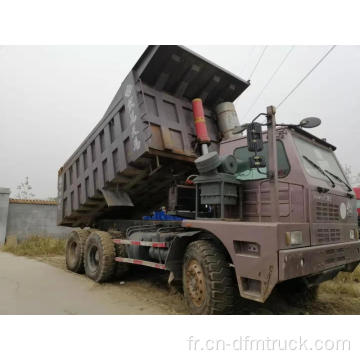 Camion à benne basculante pour mines à large corps